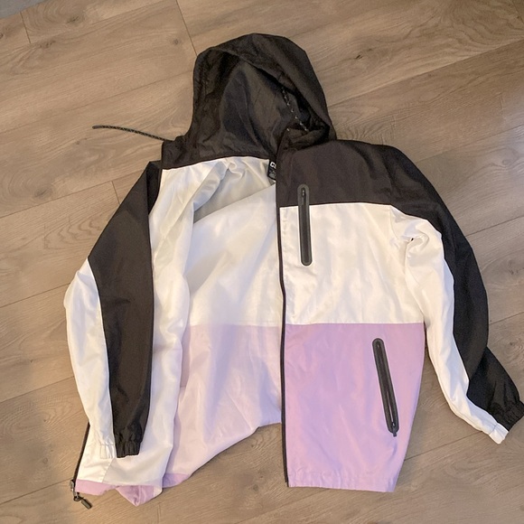 CSG black XL white and purple Windbreaker - Picture 3 of 4
